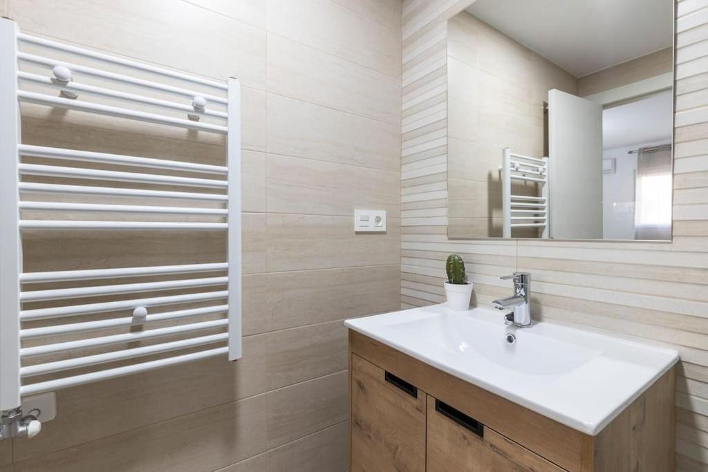 Apartment Neptuno Deluxe Granada